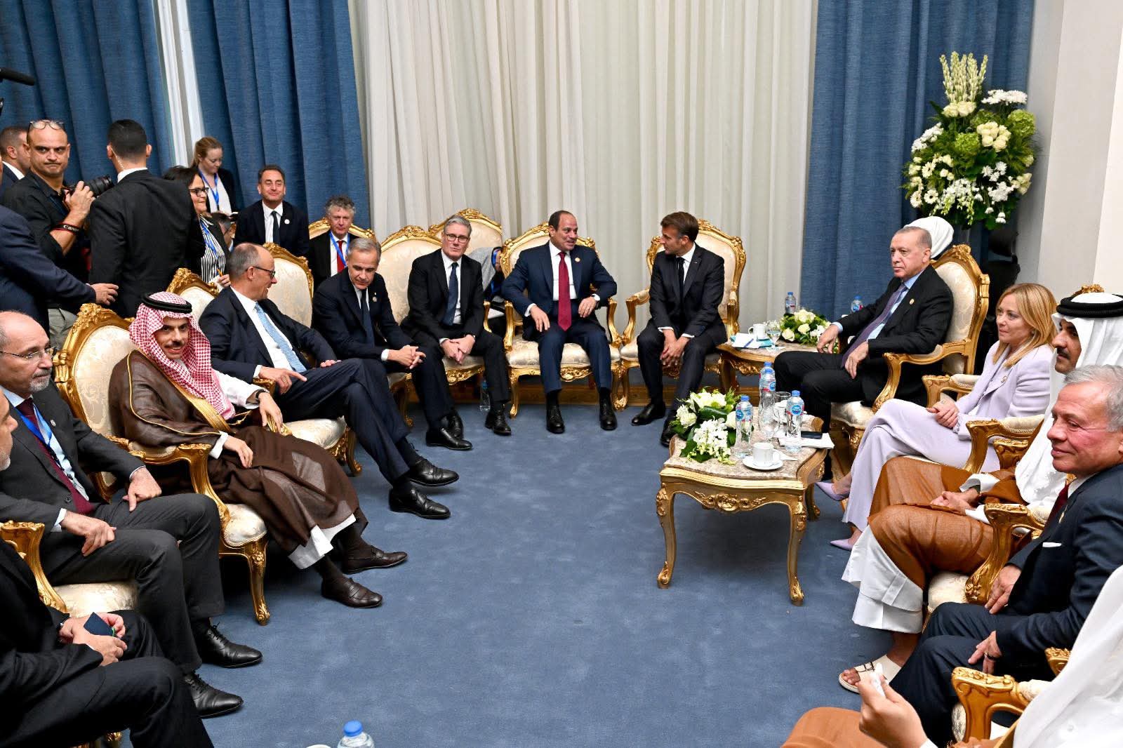 مصر تعود بوابة للسلام في الشرق الأوسط