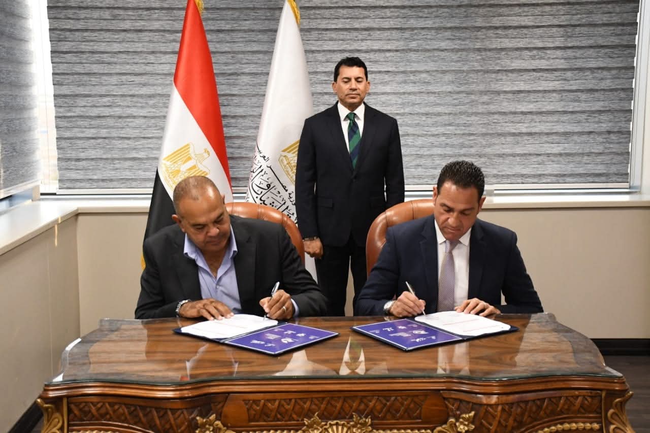  أكثر من 20 دولة تشارك في بطولة العالم للسباحة بالزعانف للجامعات في أبريل 2026 بشرم الشيخ