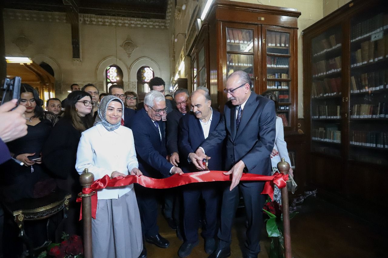 افتتاح معرض للخط العربي والتركي والزخرفة الإسلامية بالجمعية الجغرافية 