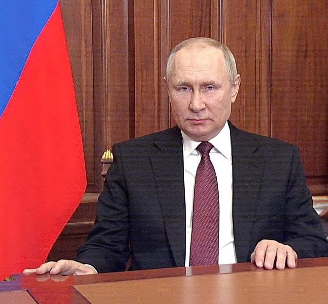 روسيا تعلن رسميا : أوكرانيا حاولت مهاجمة مقر إقامة بوتين في منطقة نوفغورود الليلة الماضية وموسكو سترد بقوة وستغير موقفها التفاوضي