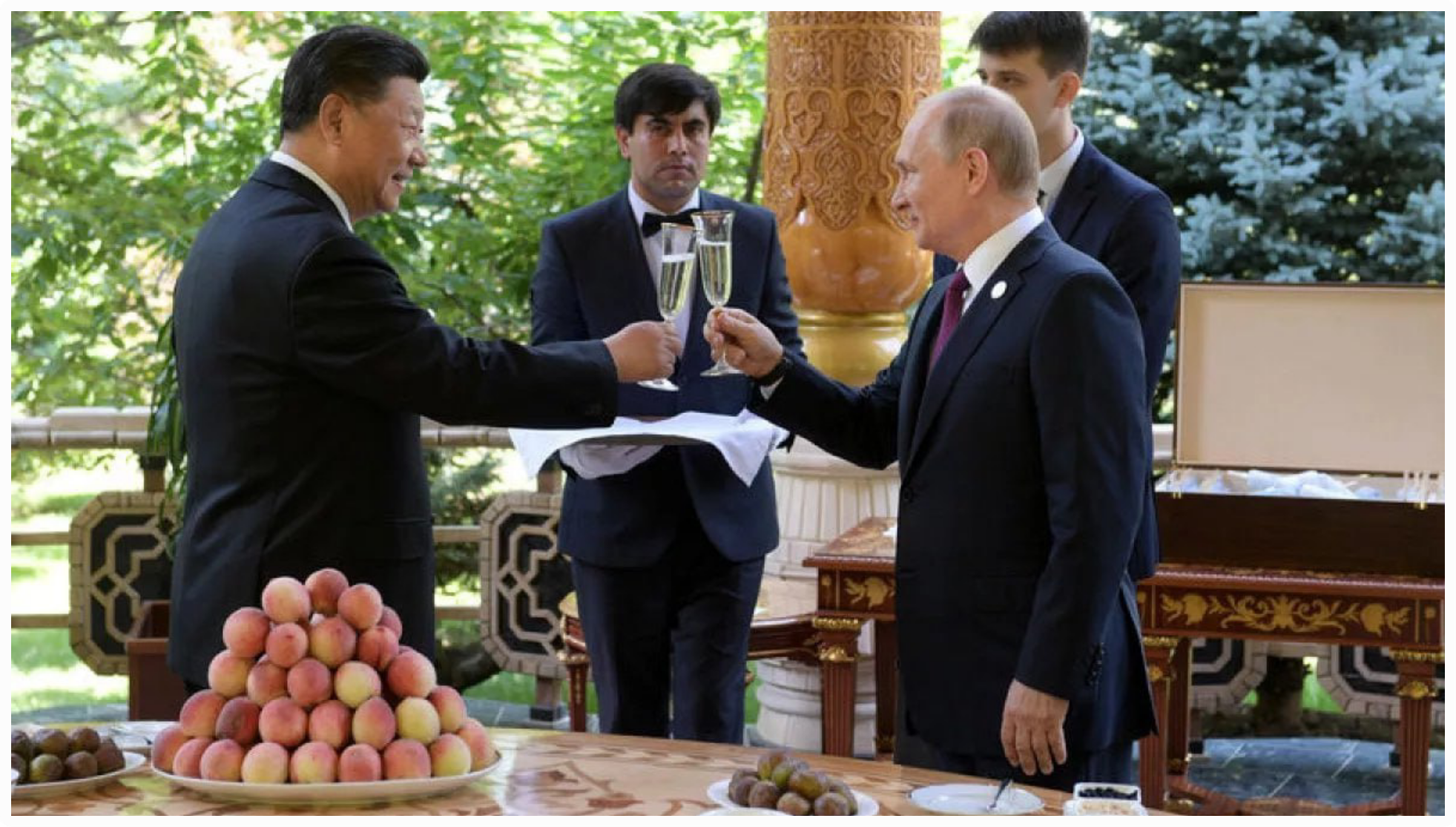 بوتين وشي يتبادلان التهاني بالعام الجديد ويؤكدان انتصار السلام  