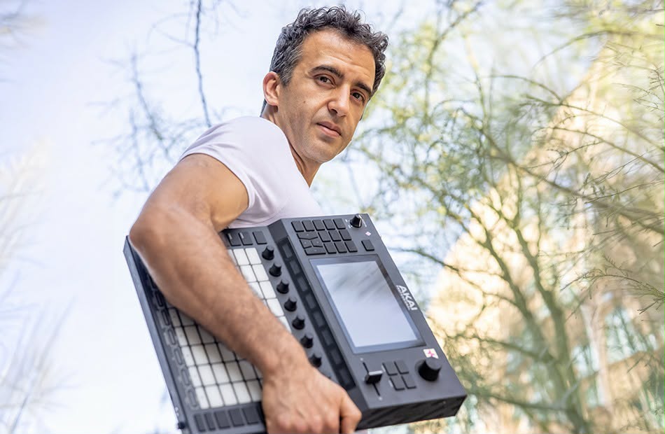 الموسيقار علي فتح الله.. يطلق مشروعه الفني الجديد بأغنية "مبتكلمش"