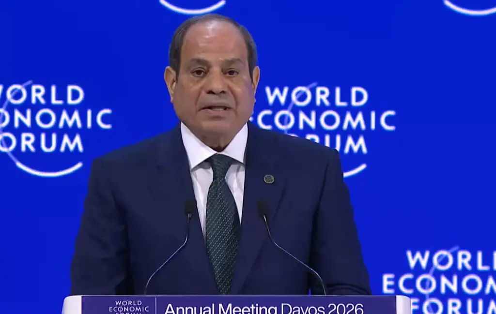 السيسي أمام المنتدى الاقتصادي العالمي في دافوس: يجب منح الأولوية للقضاء على الفقر والجوع وضرورة احترام القانون الدولي 