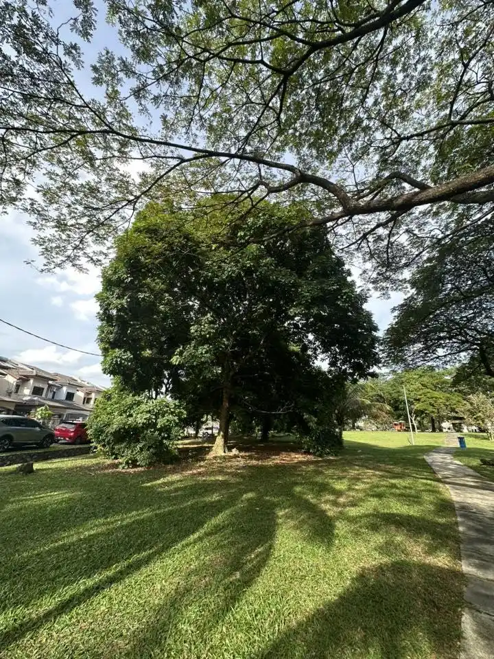 ما الفرق بين  الالتزام و الإلزام  ؟