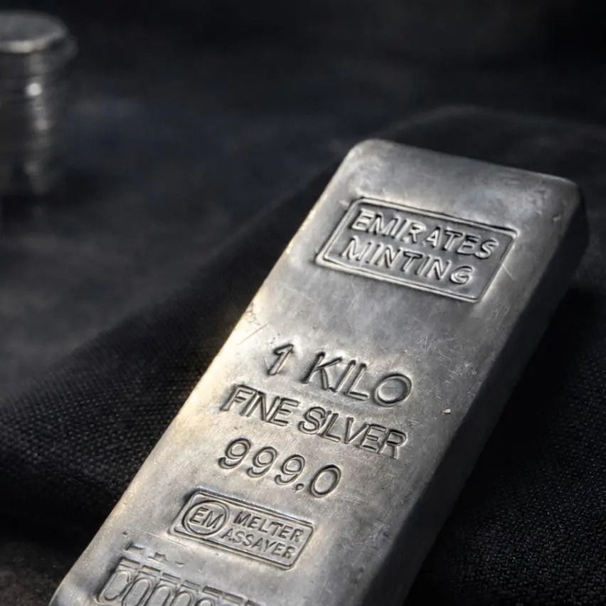 الفضة تحققة ارتفاعا بنسبة 100% خلال 38 يوماً