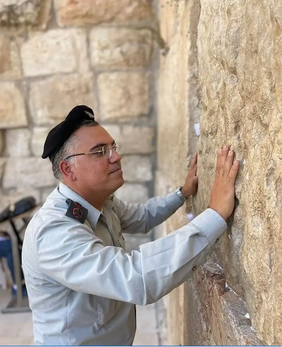 لأول مرة منذ 25 عاما.. اليهود يؤدون صلاة  الصبح في قبر يوسف بنابلس 