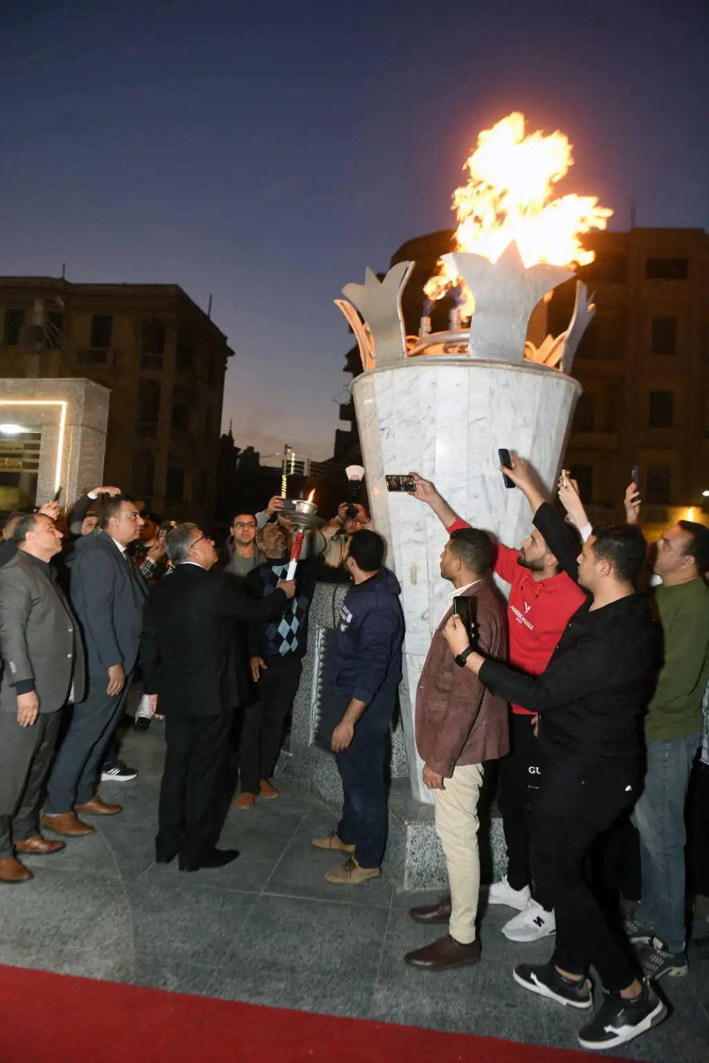 محافظ الدقهلية يُوقد شعلة العيد القومي الـ776 ويعلن افتتاح مسرح أم كلثوم بعد تطويره