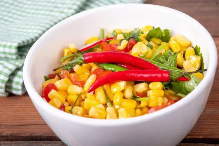 سلطةالذرة الحارة