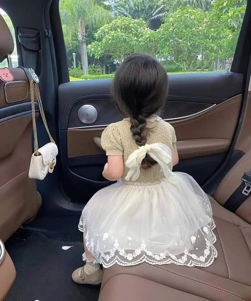 البنات ذخائر من الرحمة