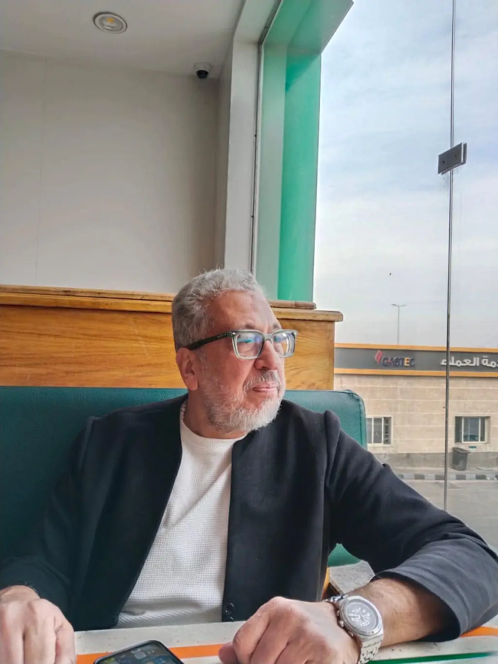 بردت القهوة يا أمي  