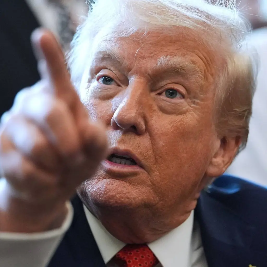 خامنئي لترامب : لن تستطيع إخضاع إيران 