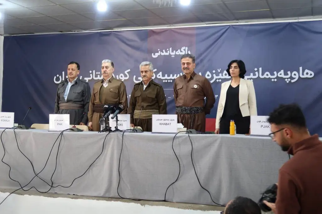  تحالف خمس قوى كردية إيرانية  لإسقاط الجمهورية الإسلامية وإقامة دولة كردية ديمقراطية!