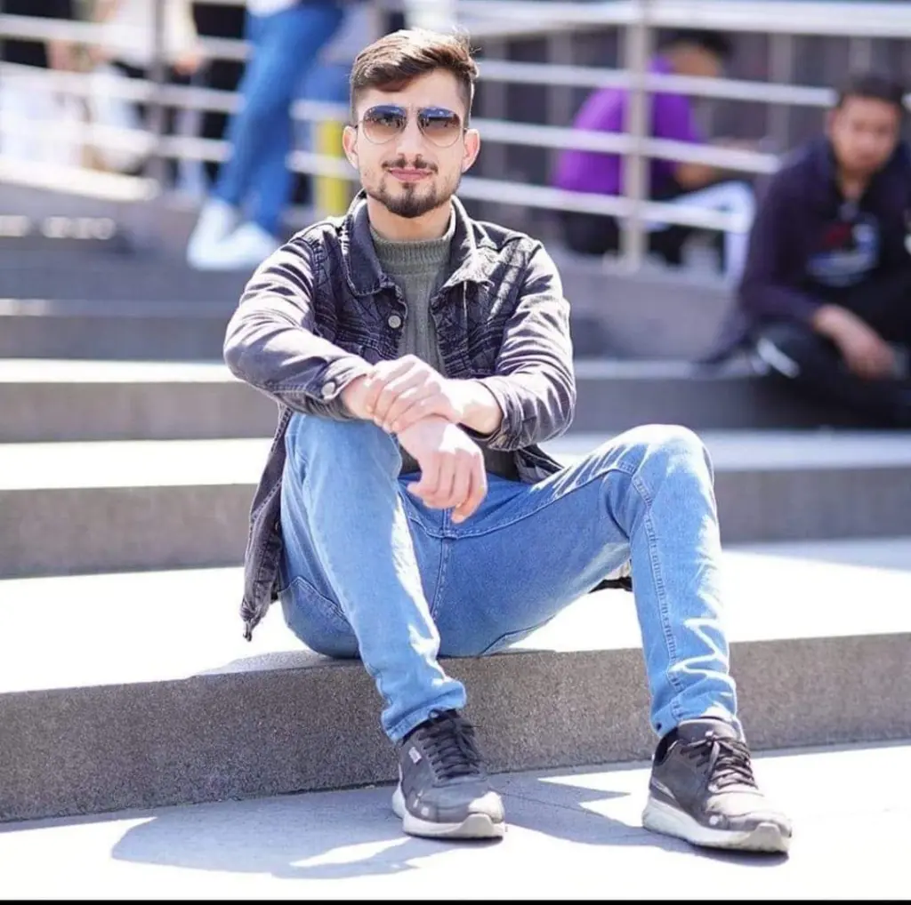 كيف أتعامل  مع ابني المراهق ؟