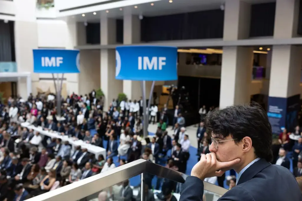 صندوق النقد  يوافق على سحب مصر 2.3 مليار دولار لتعزيز  برنامج الاصلاح الاقتصادي 