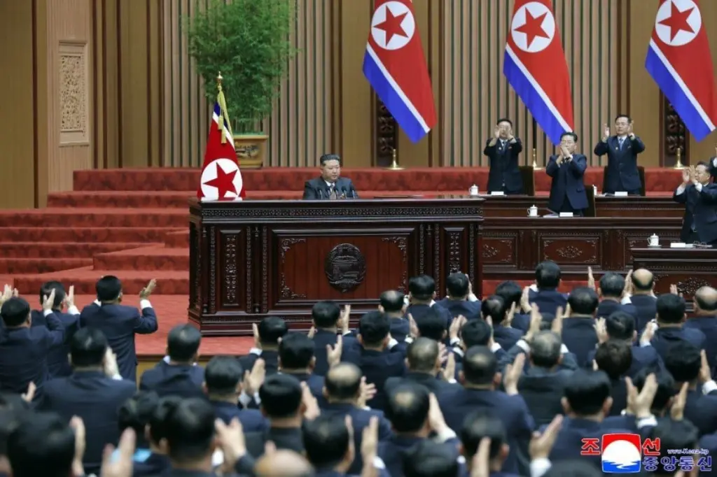 برلمان بيونج يانج: كوريا الجنوبية العدو الأول ويقر تعديلات دستورية 