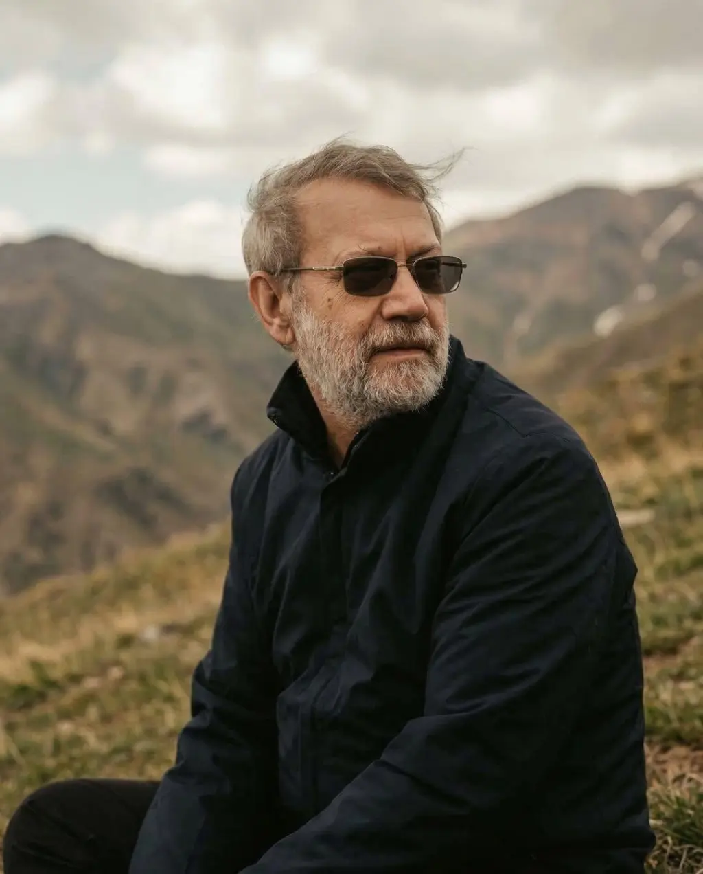 ثروة علي لاريجاني: سيارة موديل 2011 ومسكن بالإيجار ومسدس وخاتم 