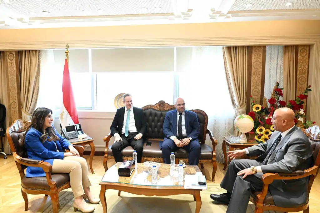 تعزيز التعاون بين مصر والسعودية في تحلية مياه البحر وتوطين صناعة المهمات الكهروميكانيكية