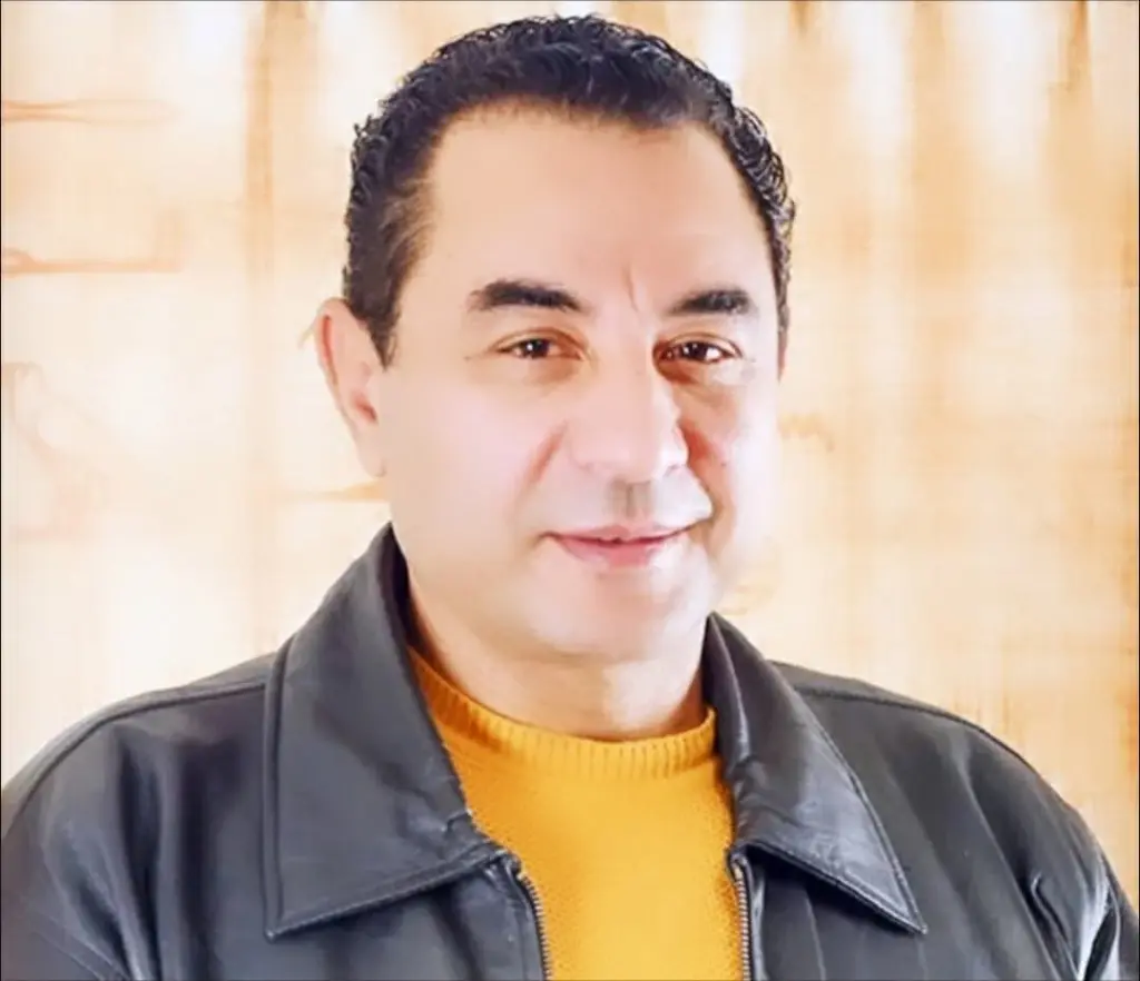 الإبداع لا يولد من رحم التقليد