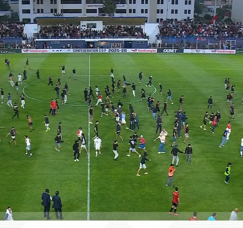 اتحاد الجزائر  تأهل بطولي إلى نهائي الكونفدرالية على حساب أولمبيك آسفي المغربي