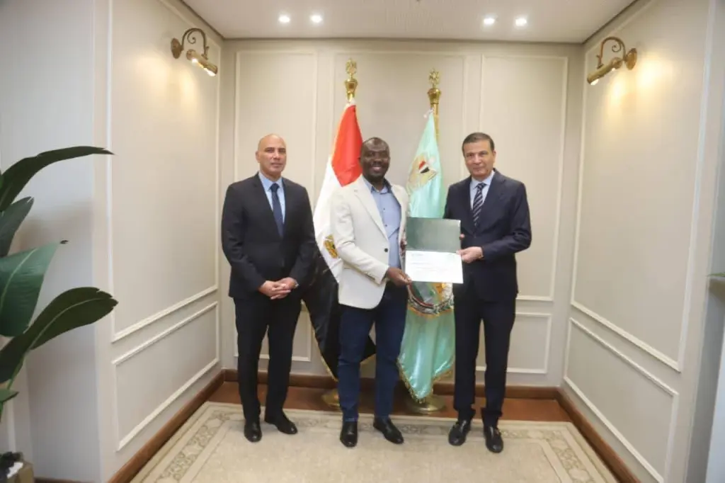 ختام البرنامج التدريبي لـ 11 مبعوثًا أفريقيًا في مجال 