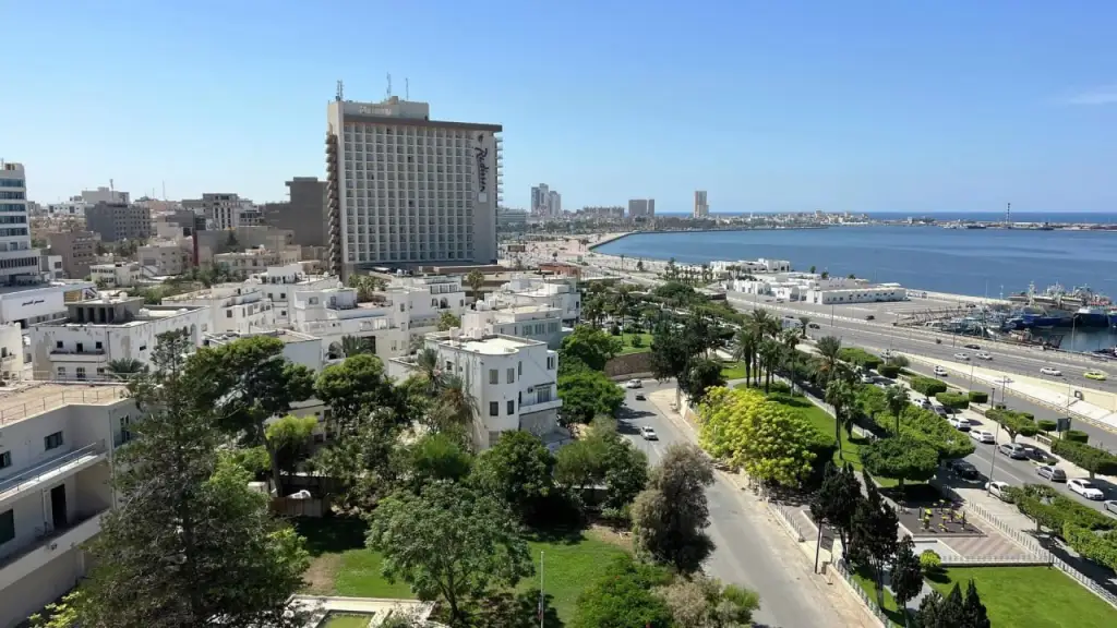 مجلس الأمن يتجه لتمديد التفويض البحري لمراقبة السواحل الليبية وسط مخاوف من اختراق حظر السلاح