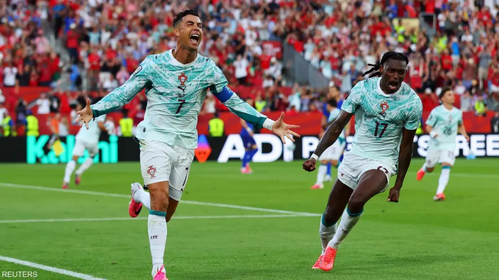 ال‏حظ يبتسم  للبرتغال وتفوز على منتخب كرواتيا العنيد  والعتيد 2 / 1 وتصعد إلى دور 16 