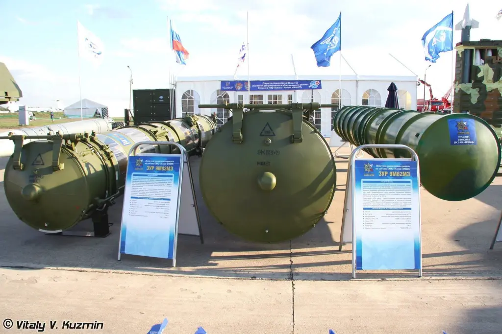 القاهرة تحصل على منظومة S-300VM الروسية لحماية أجوائها الاستراتيجية