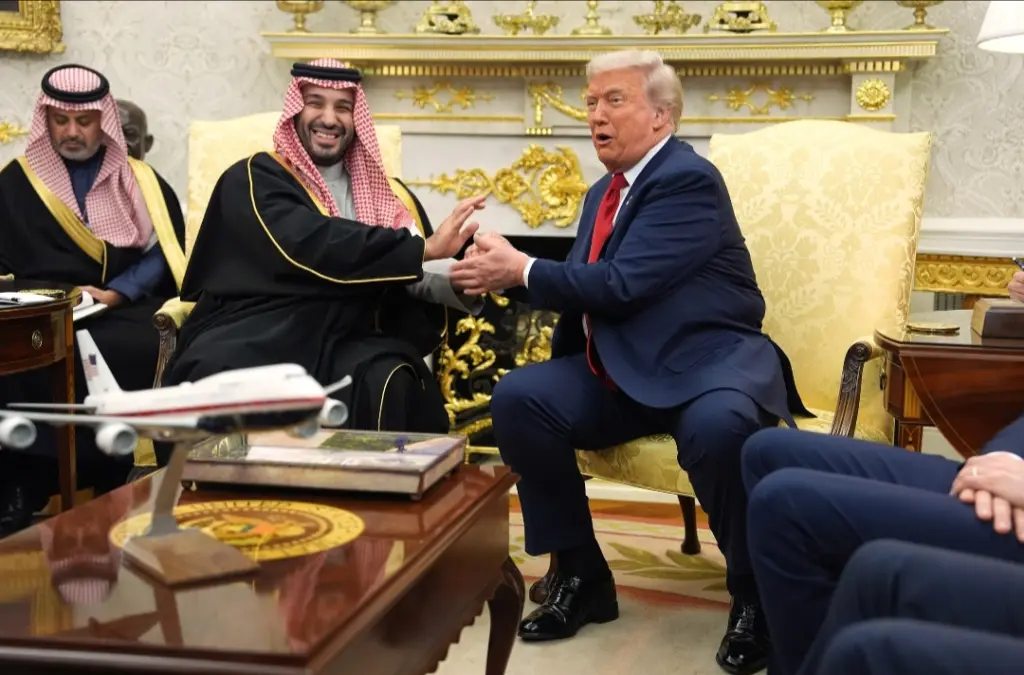 ترامب يحيل الاتفاق النووي مع السعودية إلى الكونغرس مشترطاً التطبيع مع 