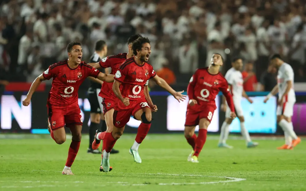 الأهلي يحسم القمة 133 بثنائية نظيفة في مرمى الزمالك ويعتلي صدارة الدوري المصري مؤقتا 