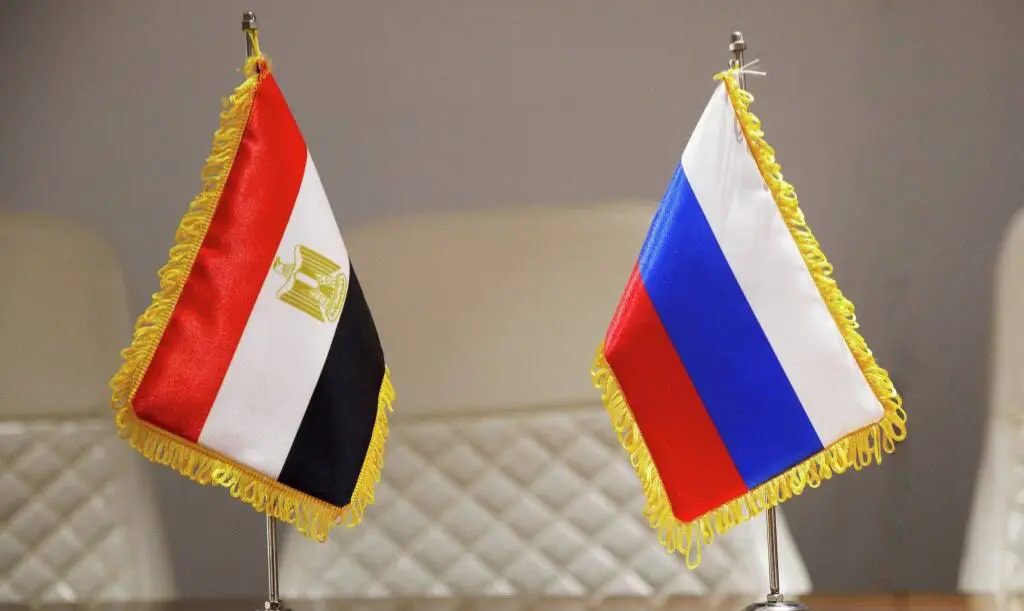 ​جسر جوي جديد بين موسكو والقاهرة: توسيع حركة الطيران وتعزيز السياحة الروسية في المقاصد المصرية 