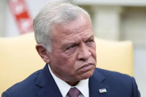 ​دماء في الكرك: 7 شهداء و34 جريحاً في هجوم دامٍ يستهدف كنيسة جنوب الأردن.. والملك يتوعد الجناة بـ