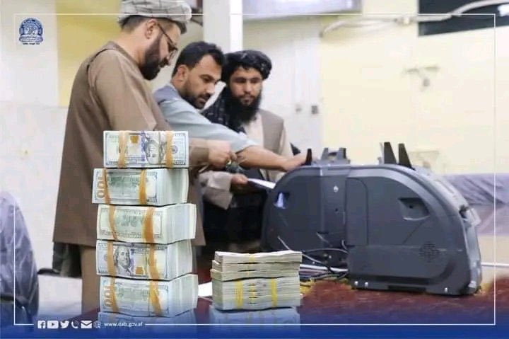 ضابط أمريكي سابق : أمريكا كانت تزرع المخدرات في أفغانستان وتصدرها إلى روسيا وإيران لخلق شعب من المدمنين 