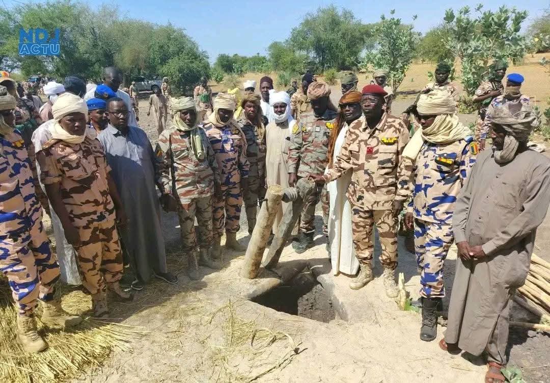 مقتل 33 شخصا في اشتباكات دموية بسبب الصراع على الماء  في تشاد. 