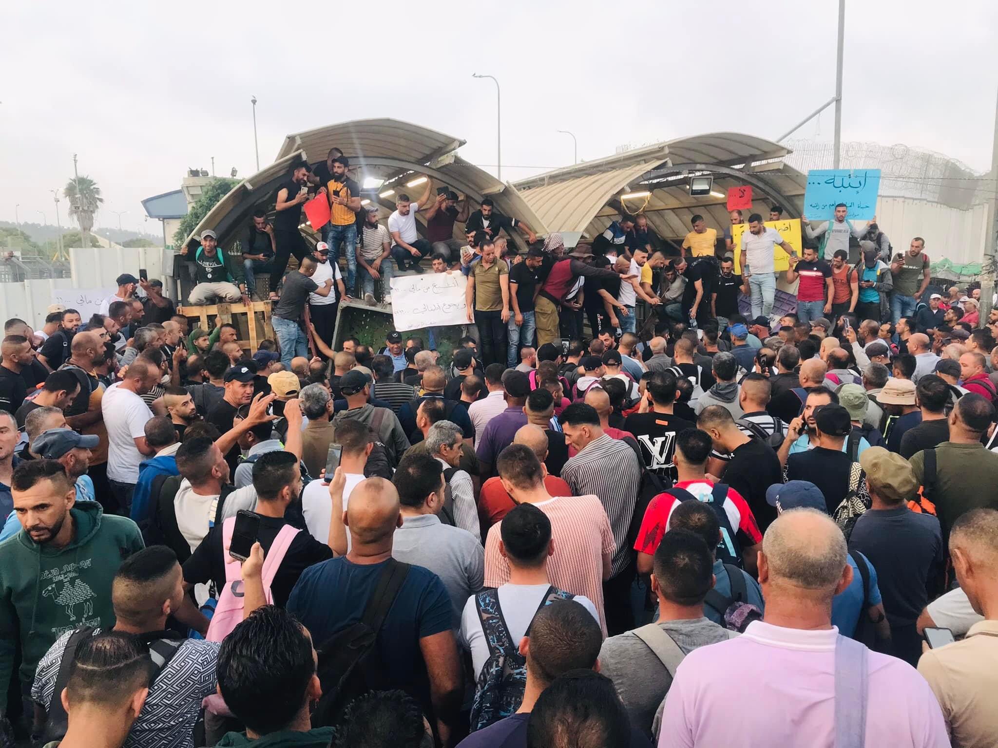 سحب تصاريح العمل من الفلسطينيين العاملين في الفنادق الإسرائيلية 