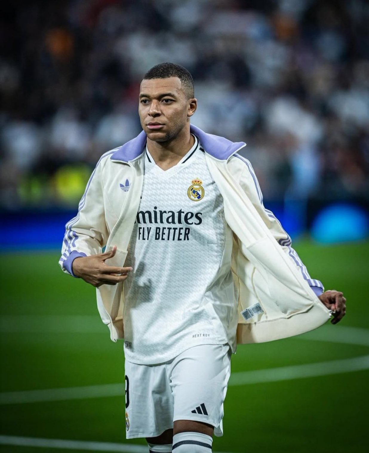 استبعاد مبابي صاحب الحذاء الذهبي وهالاند من تشكيلة العالم بقرار من الفيفا 