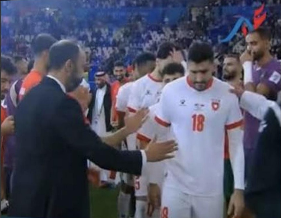 لاعبو المنتخب الأردني يرفضون مصافحة مدرب منتخب المغرب 