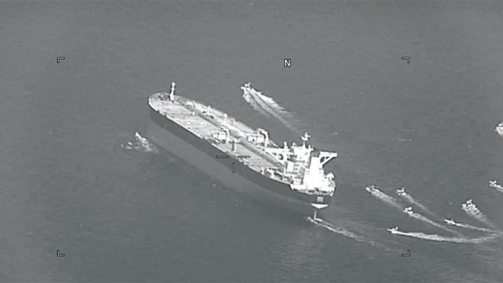 الحرس الثوري الإيراني يستولي على ناقلة نفط مهرب في الخليج 